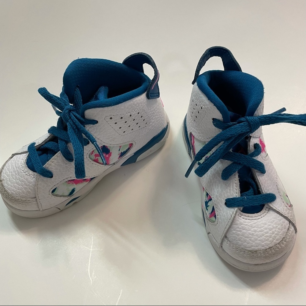 Kids Jordon 6 Retro PS “Green Abyss” - Picture 2 of 6